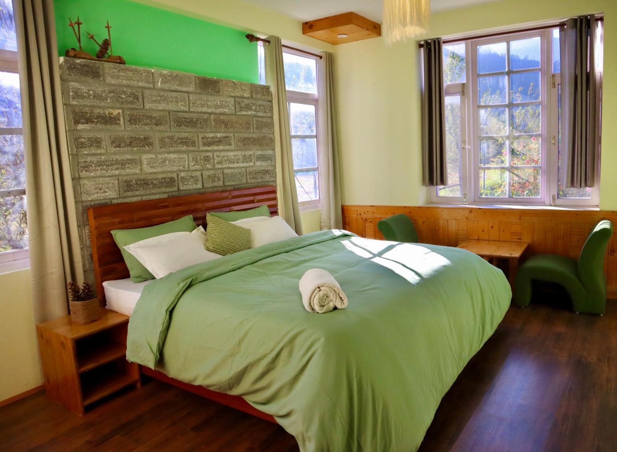 Fluestern Hostel And Cafe Nagar  Экстерьер фото