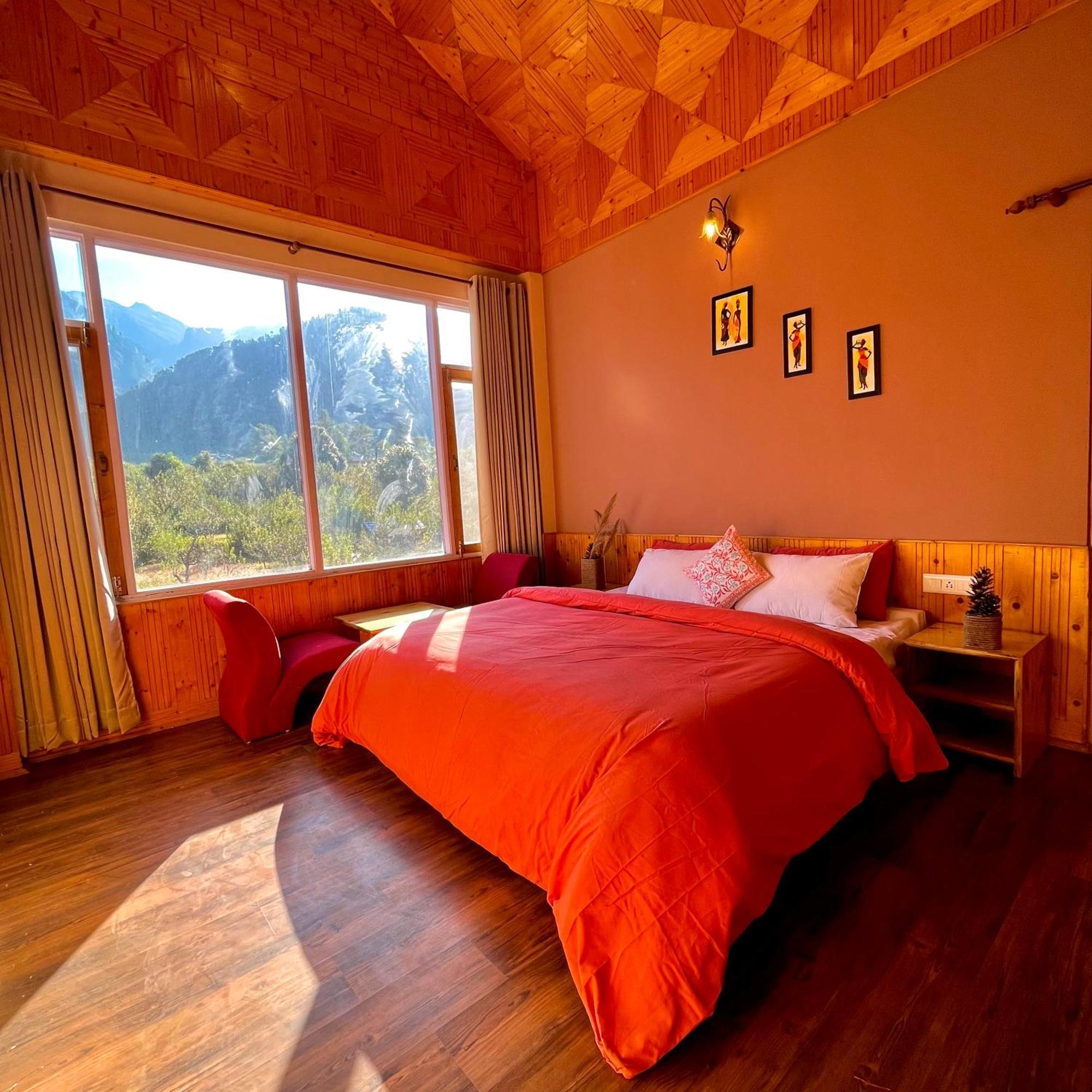 Fluestern Hostel And Cafe Nagar  Экстерьер фото